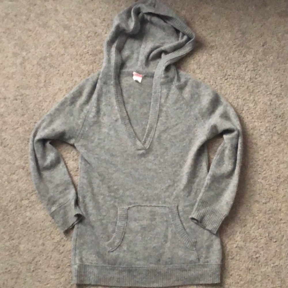 CASHMERE J. Crew Hooded V-Neck 🍂